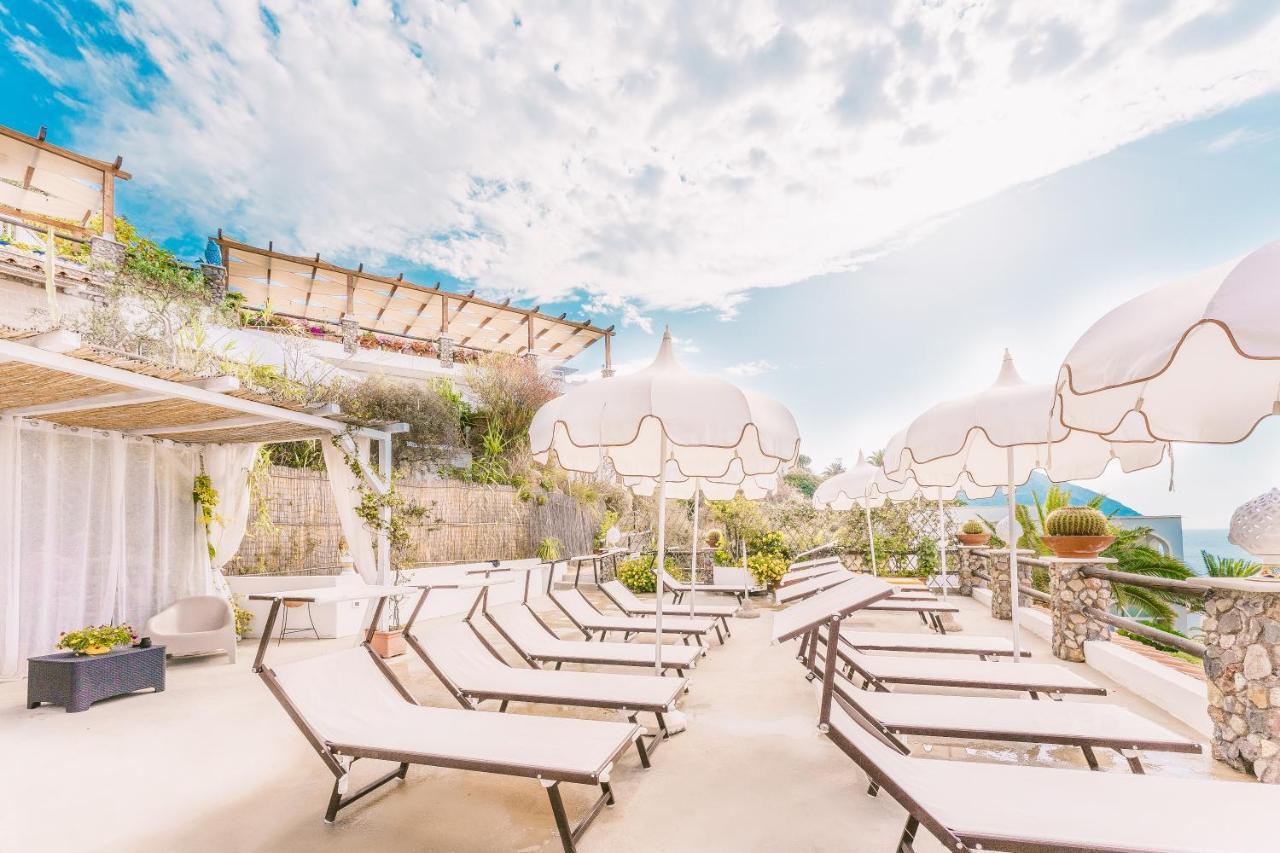Hotel Ferdinando Beach & Thermal Spa Sant'Angelo  エクステリア 写真