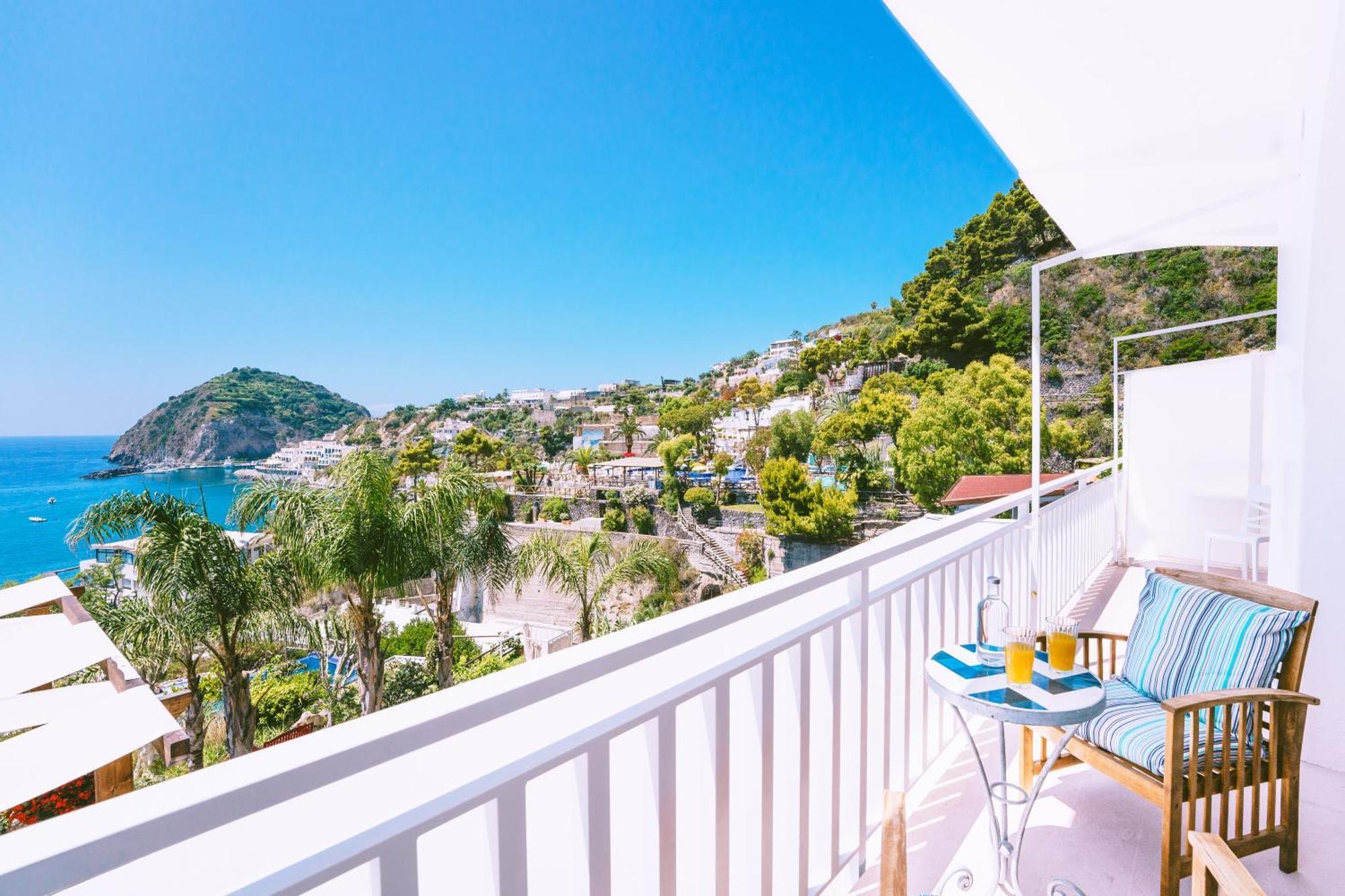 Hotel Ferdinando Beach & Thermal Spa Sant'Angelo  エクステリア 写真